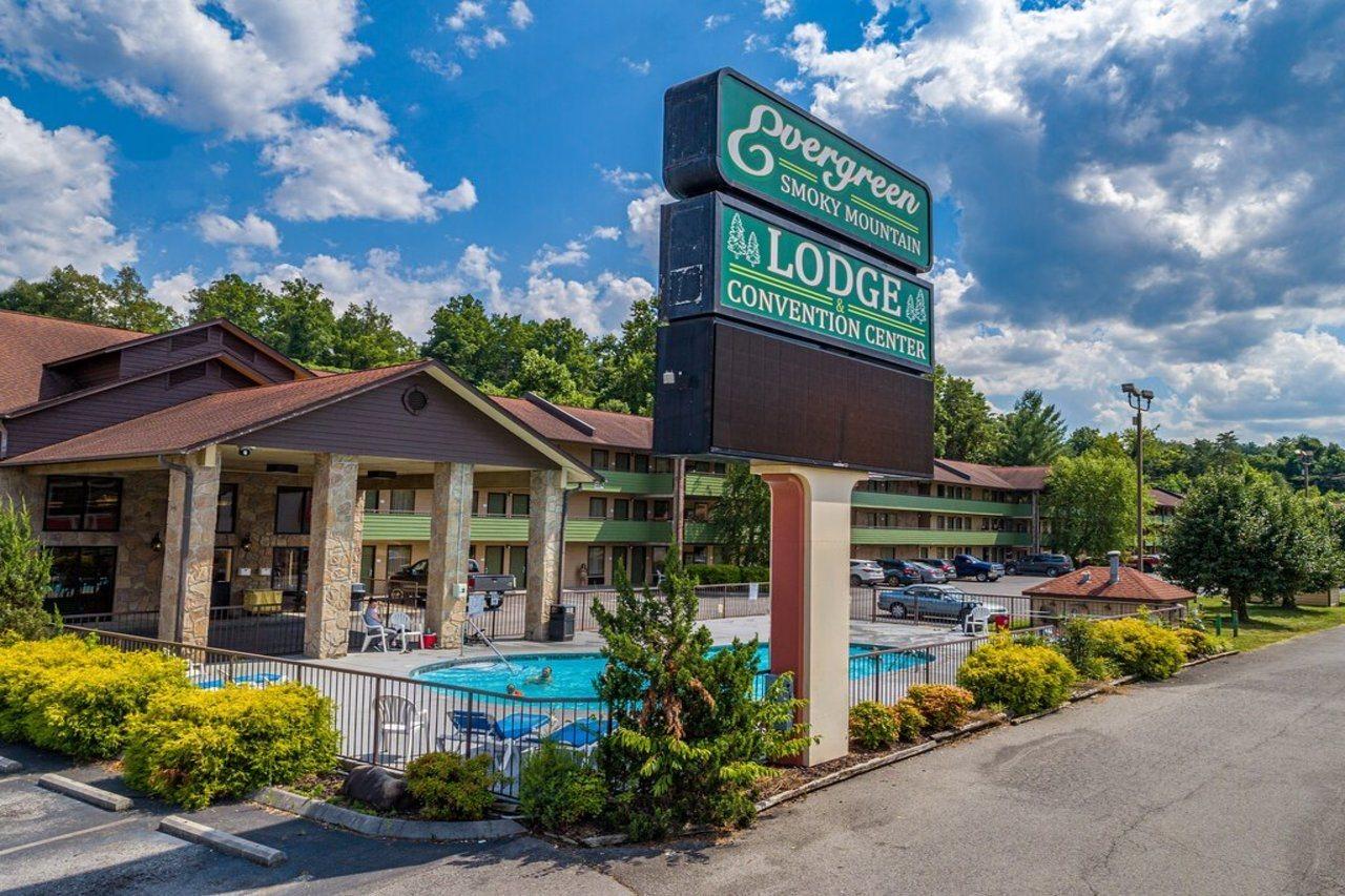 Days Inn By Wyndham Pigeon Forge South Ngoại thất bức ảnh