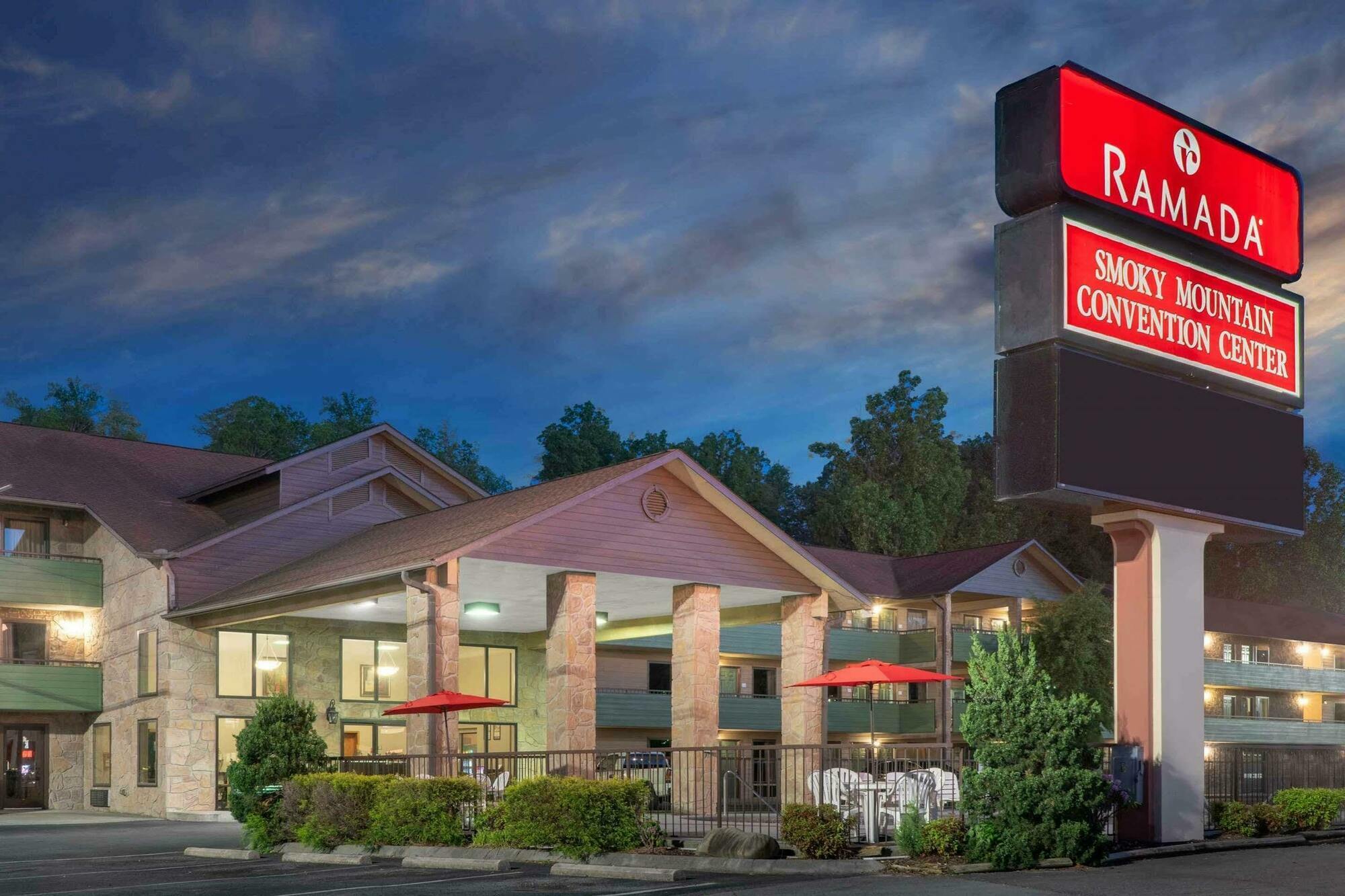 Days Inn By Wyndham Pigeon Forge South Ngoại thất bức ảnh